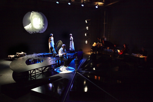 Arnold Schalks, Stichting Nieuw Muziektheater Rotterdam, 'Amygdala', 2010