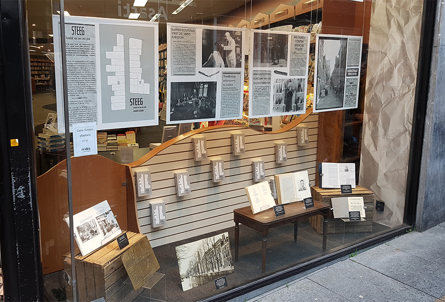 Boekhandel De Kler, Dirk Logemann, Arnold Schalks, Steeg, 'kroniek van een zere plek', steeg in de media, historische fictie, Kloksteeg, literair fonds, Primaverapers, Leiden